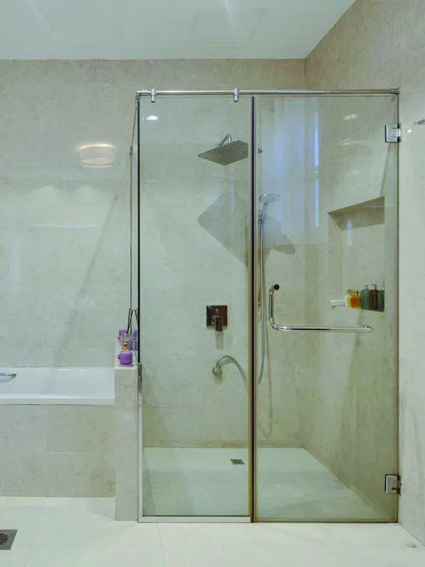 swing shower enclosure in Dubai