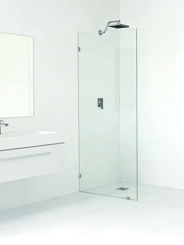 Half screen glass installation in dubai